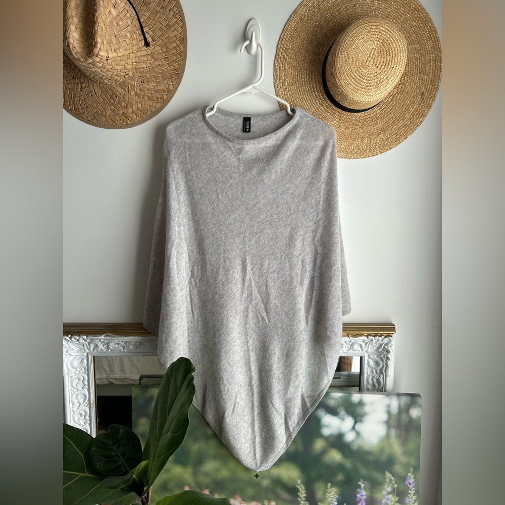NEW +BERYLL 100% Cashmere Drape Shawl — Light Gray, Effortless & Timeless